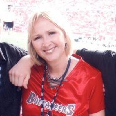 Profile Picture of Sally Murphy (@sallymurph13) on Twitter