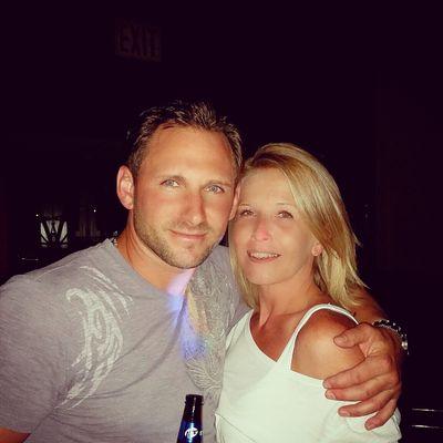 Profile Picture of Jason Reuther (@2c35d283e2e14cd) on Twitter