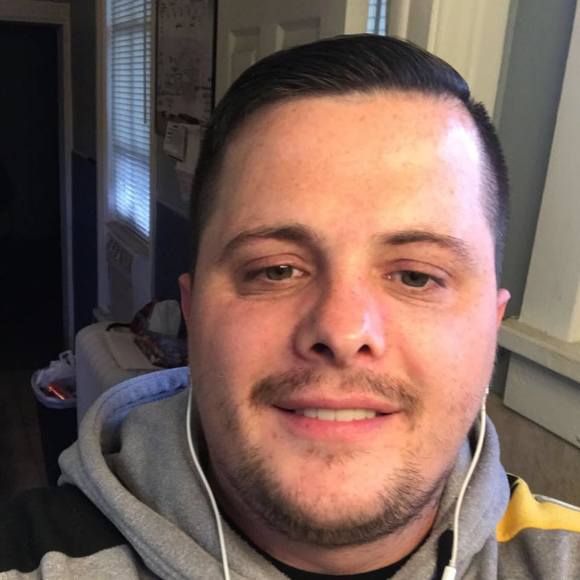 Profile Picture of James Weber (@jweber534) on Poshmark