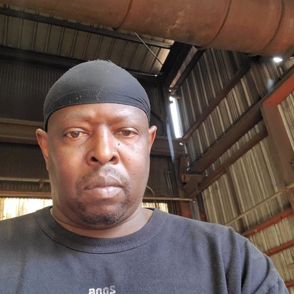 Profile Picture of Nate Smith (@nate6944) on Poshmark