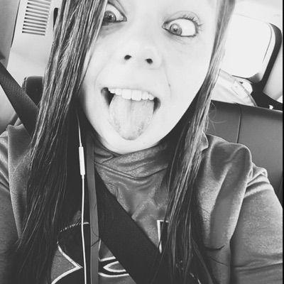 Profile Picture of Makenzie Capps (@kenziiiieeee_) on Tiktok