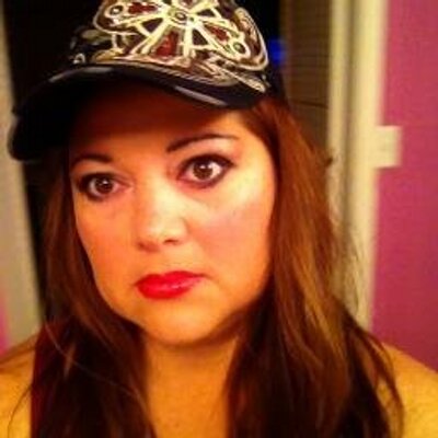 Profile Picture of Nancy Wagoner (@CountrieGlitz) on Twitter