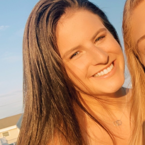 Profile Picture of Jessica Marchese (@jmarchese619) on Poshmark