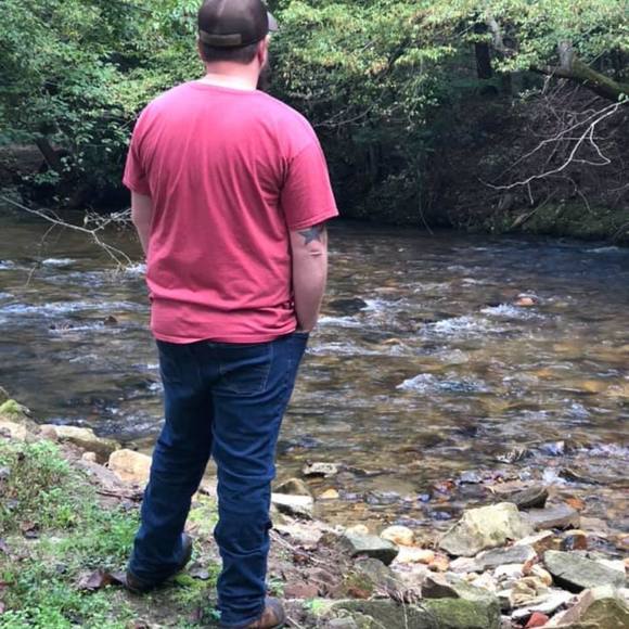 Profile Picture of Jesse Cole (@jessedcole2008) on Poshmark