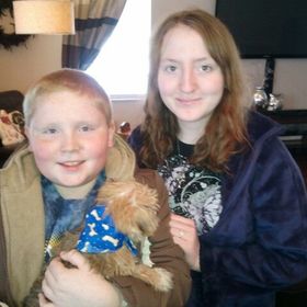 Profile Picture of Holly Lipscomb Benson (@hollyb1973) on Pinterest