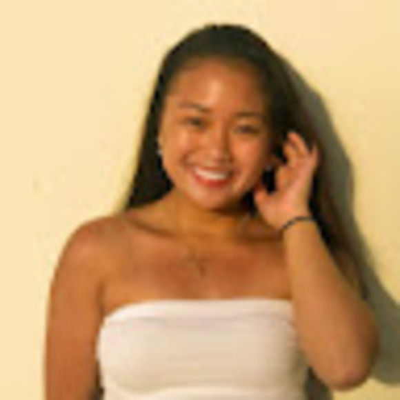 Profile Picture of Angely Binauhan (@abinauhan2019) on Poshmark