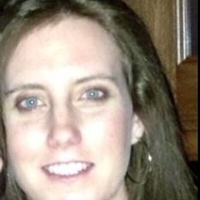 Profile Picture of Beverly Murphy (@Dunvilledoll) on Twitter