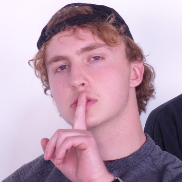 Profile Picture of Marshall Davies (@marshalldavies) on Poshmark