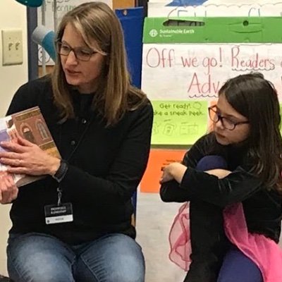 Profile Picture of Nancy (@njnreads) on Twitter