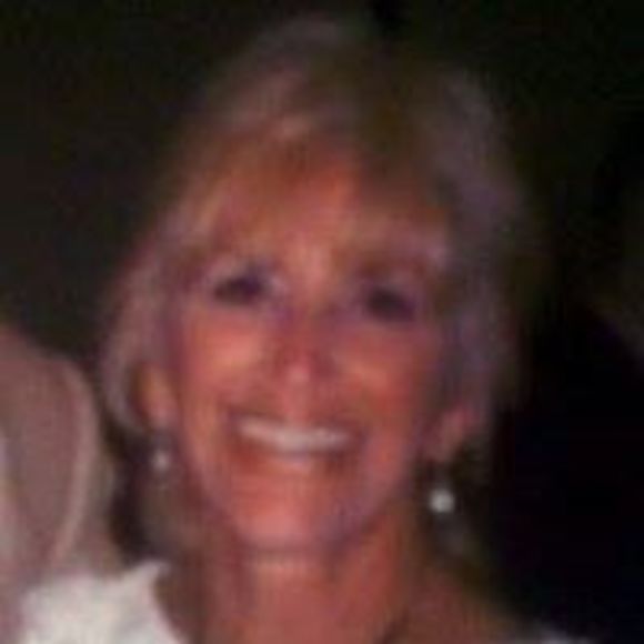 Profile Picture of Carol Mcinerney (@getmygoat) on Poshmark