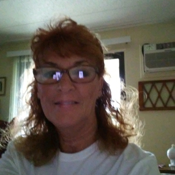 Profile Picture of Susan Takessian (@susanmariet) on Poshmark
