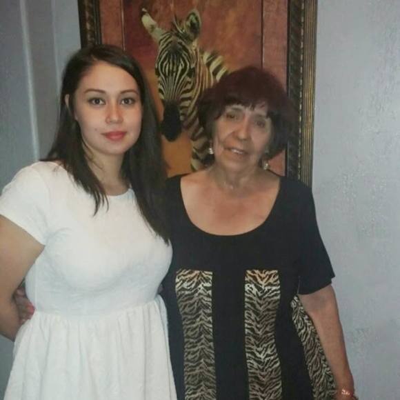 Profile Picture of Ivy Peña (@igodfrey) on Poshmark