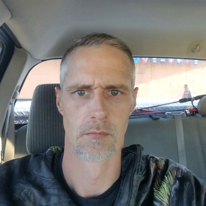 Profile Picture of scott la Dow (@scottladow) on Tiktok