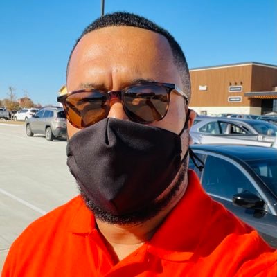 Profile Picture of Lawrence Emanuel (@lrejr76) on Twitter