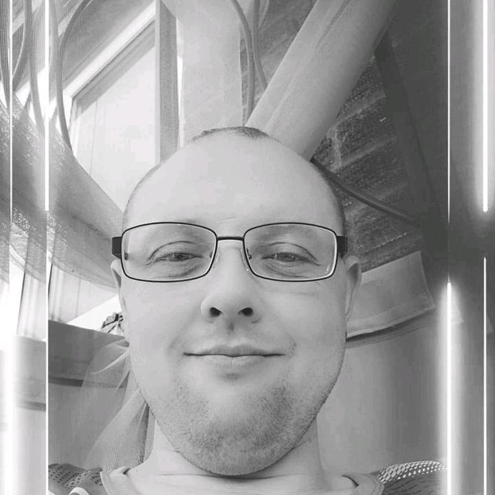 Profile Picture of David Manfield (@@davidmanfield) on Tiktok