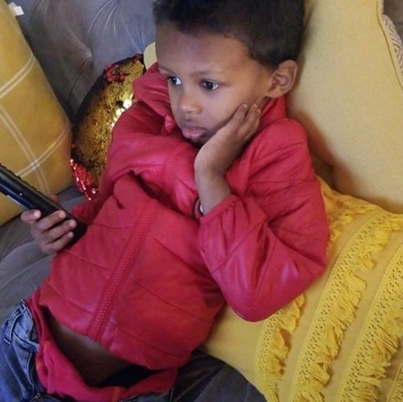 Profile Picture of Hassan haji Kassim (@chisimaio114) on Poshmark