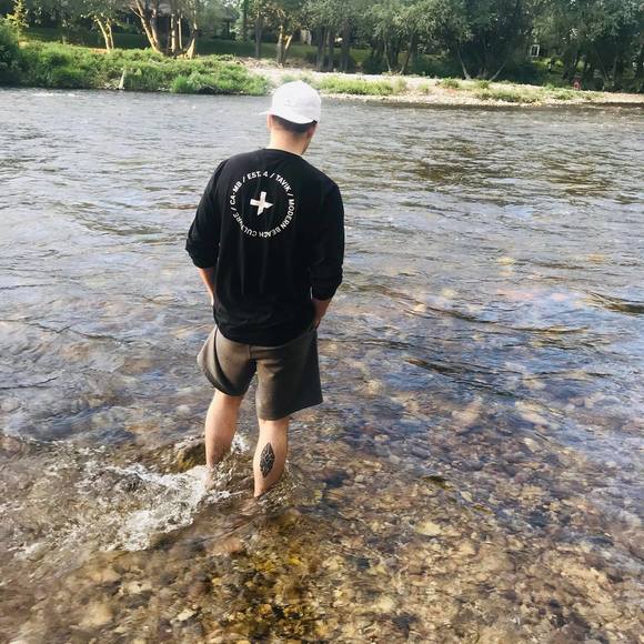 Profile Picture of James Orwick (@jamesorwick) on Poshmark