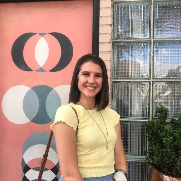 Profile Picture of Kelli Mcgrath (@kellim0817) on Poshmark