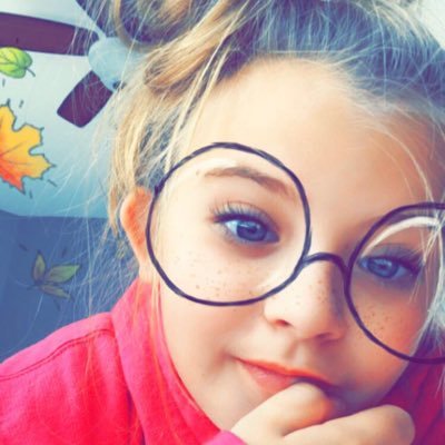 Profile Picture of Mackenzie Conley (@MackenzieConle4) on Twitter