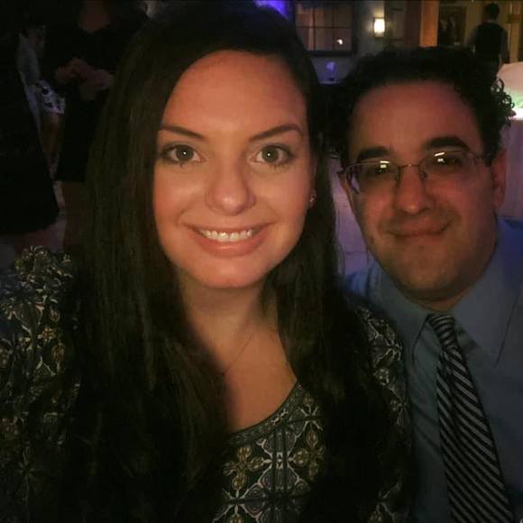 Profile Picture of Leslie Burby (@les6bur) on Poshmark