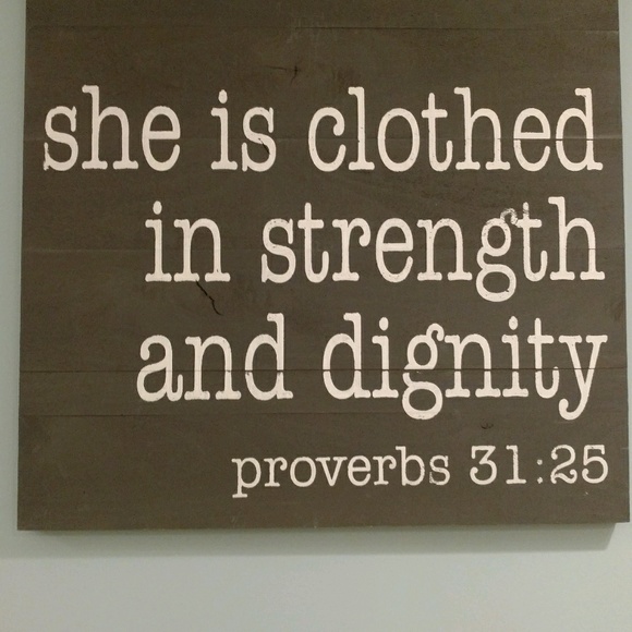 Profile Picture of Julia Willis (@julswinship) on Poshmark