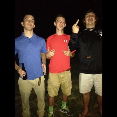 Profile Picture of Tommy Pappas (@Gr1zzKhal1fa) on Twitter