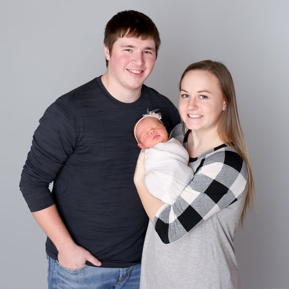 Profile Picture of Shelby Fastert (@shelbyfastert) on Poshmark