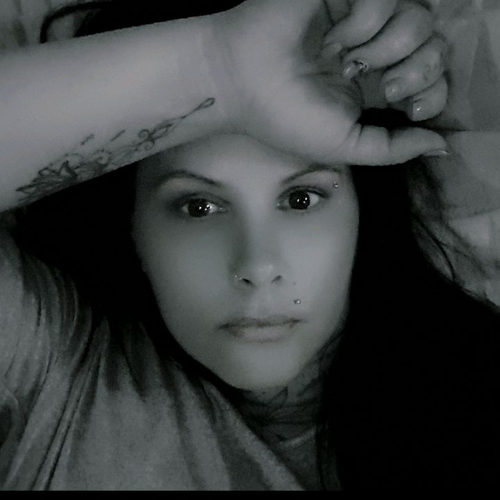 Profile Picture of Vee Ginnie (@veeginnie) on Tiktok