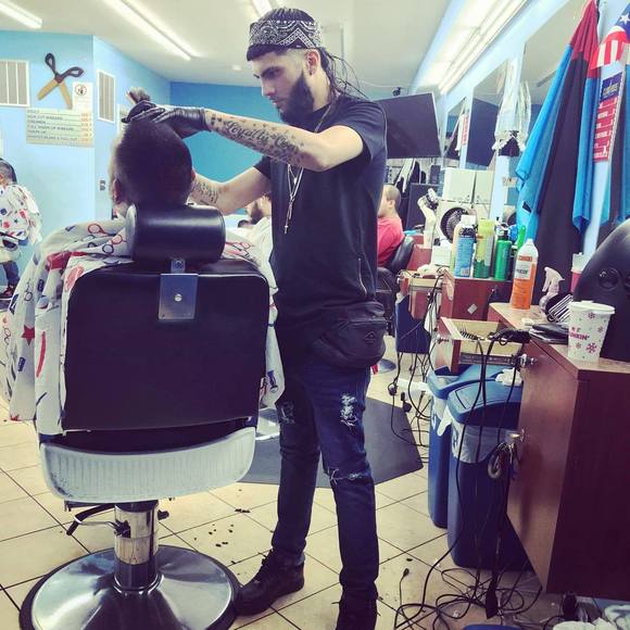 Profile Picture of Wilbert Vargas (@elbarberodesign) on Poshmark