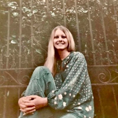 Profile Picture of Denise Humphrey (@DeniseH52723821) on Twitter