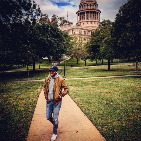 Nicholas Brunson - Poshmark Profile Picture of Nicholas Brunson (@nicholasbrun338) on Poshmark