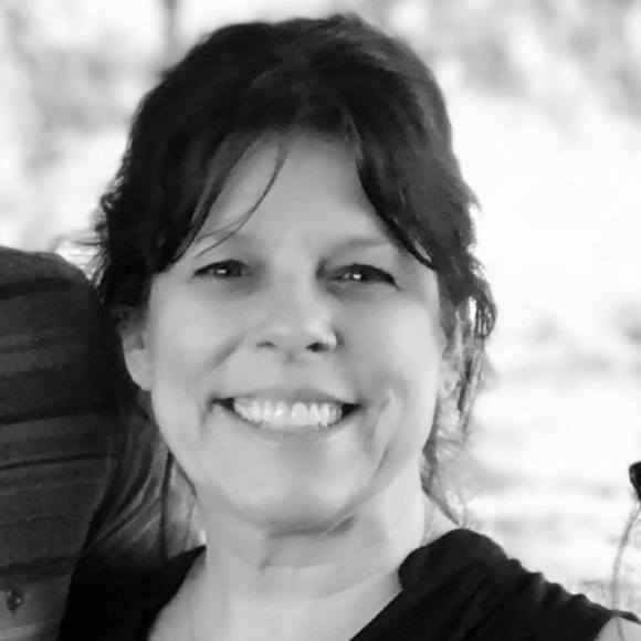 Profile Picture of Susan Palmer (@susanpalmer) on Poshmark