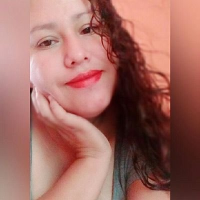 Profile Picture of Esmeralda Acevedo (@Esmee_Acevedo) on Twitter