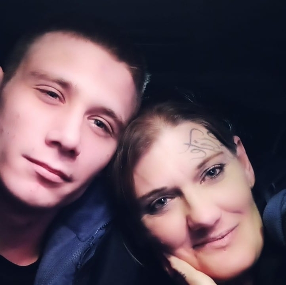 Profile Picture of Karrie Grinsteinner (@inkinc72) on Poshmark