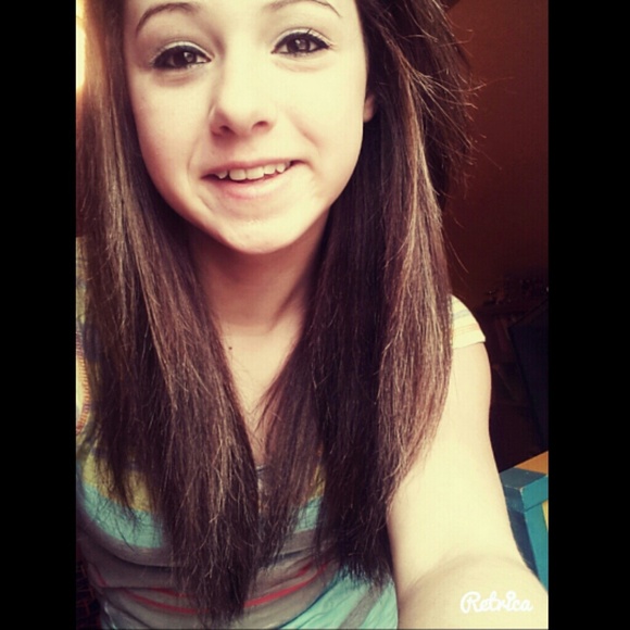 Profile Picture of Marian Heleine (@marian1922) on Poshmark