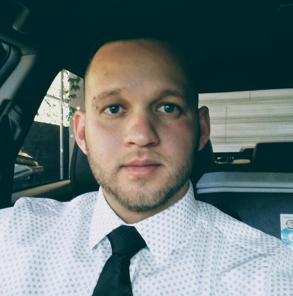 Profile Picture of Bryan Fuentes (@bryanf13) on Poshmark