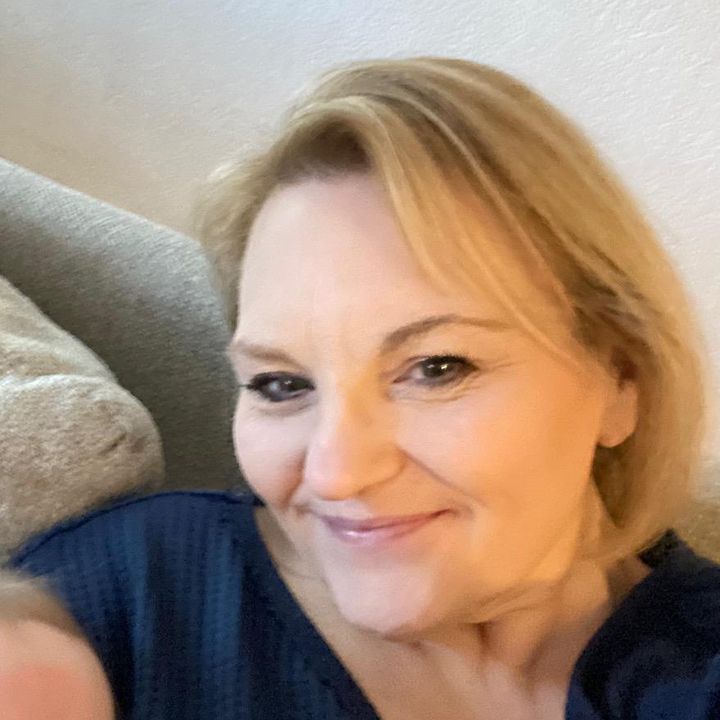 Profile Picture of Christie Eckelman Li (@christieeckelmanlittle) on Tiktok