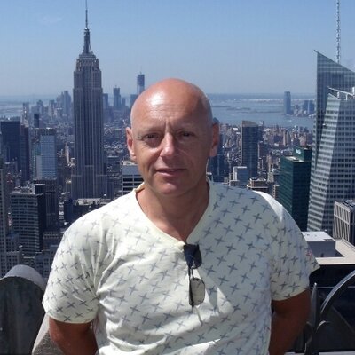 Profile Picture of Paul Dixon (@RedDevilDixie) on Twitter