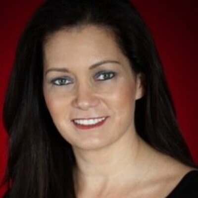 Profile Picture of Dina Brulles (@DinaBrulles) on Twitter