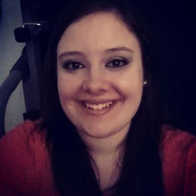 Profile Picture of Hillary Cochran (@CountryGal4790) on Twitter