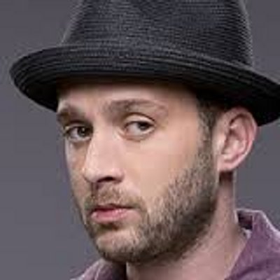 Profile Picture of Toby Curtis (@geniusonpoint) on Twitter