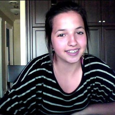 Profile Picture of Catherine Perreault (@MissPerreault98) on Twitter