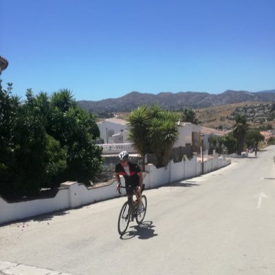 Profile Picture of Mike Edge (@MikeEdge5) on Twitter