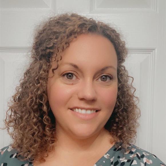 Profile Picture of Tara Gorby (@tgorby16) on Poshmark