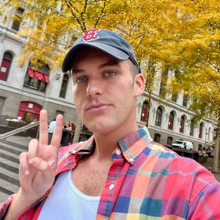 Profile Picture of Michael Roberts (@michaelsroberts) on Instagram