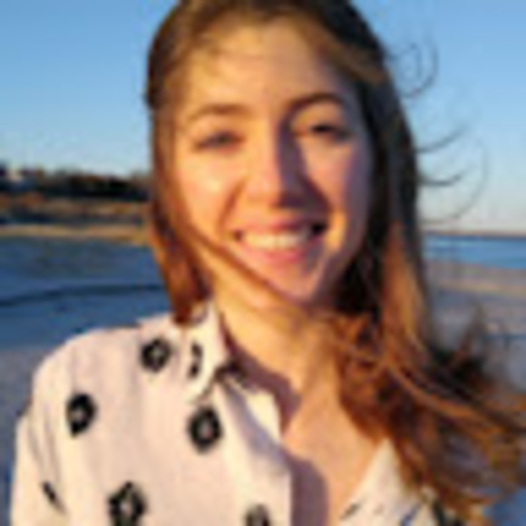 Profile Picture of Micaela Adams (@micaelaadams624) on Poshmark