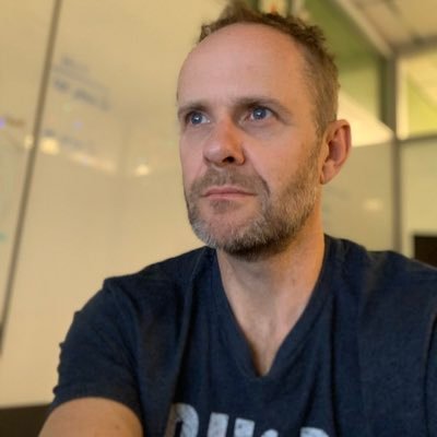 Profile Picture of Matt Fitzgerald (@MattFitzee) on Twitter