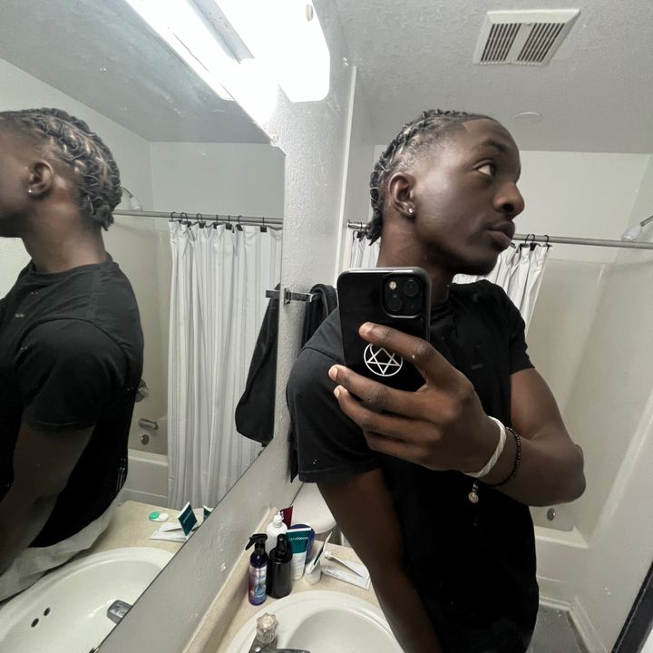 Profile Picture of kenneth (@ta1lman) on Tiktok