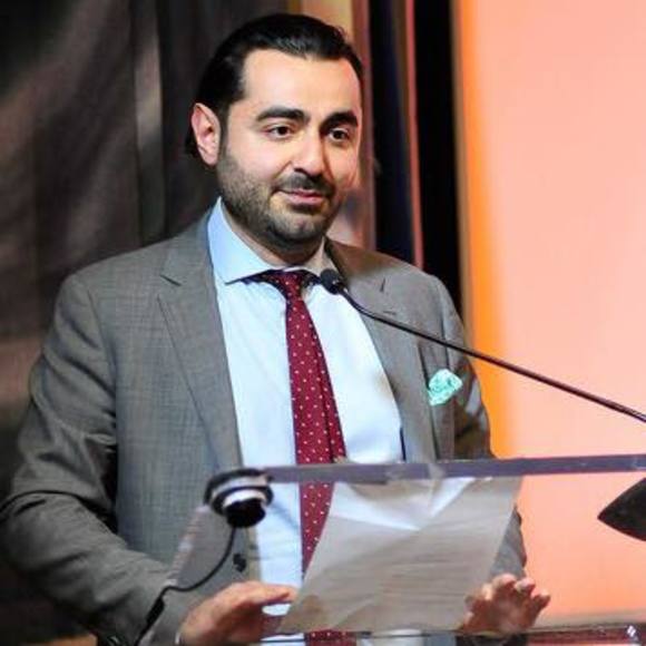 Profile Picture of Rufat Yunayev (@rufatyunayev) on Poshmark