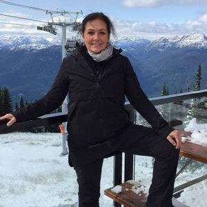Profile Picture of Leslie Newell (@leslie_newell) on Twitter